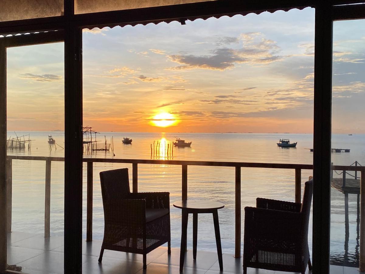 The Pier Phu Quoc Resort Εξωτερικό φωτογραφία